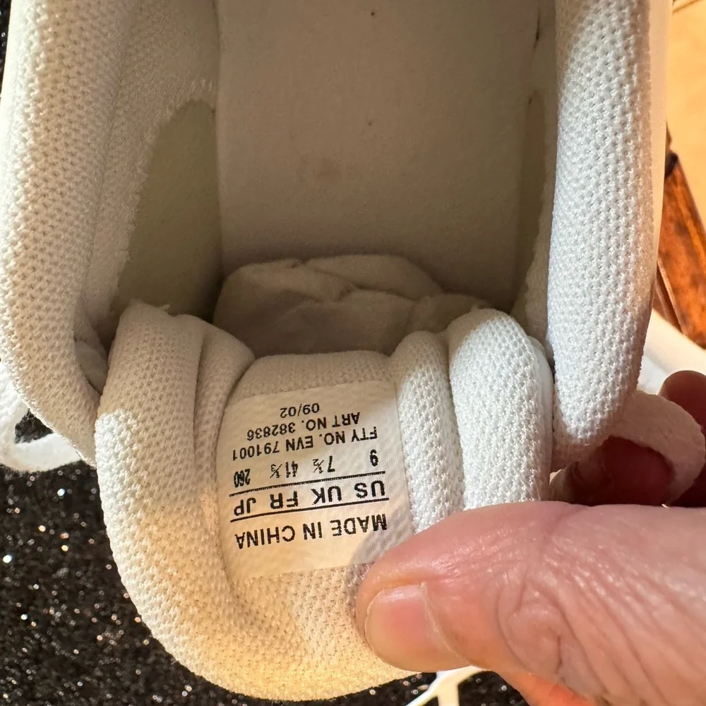 Adidas White Women's Sneakers - Picture 10 of 11